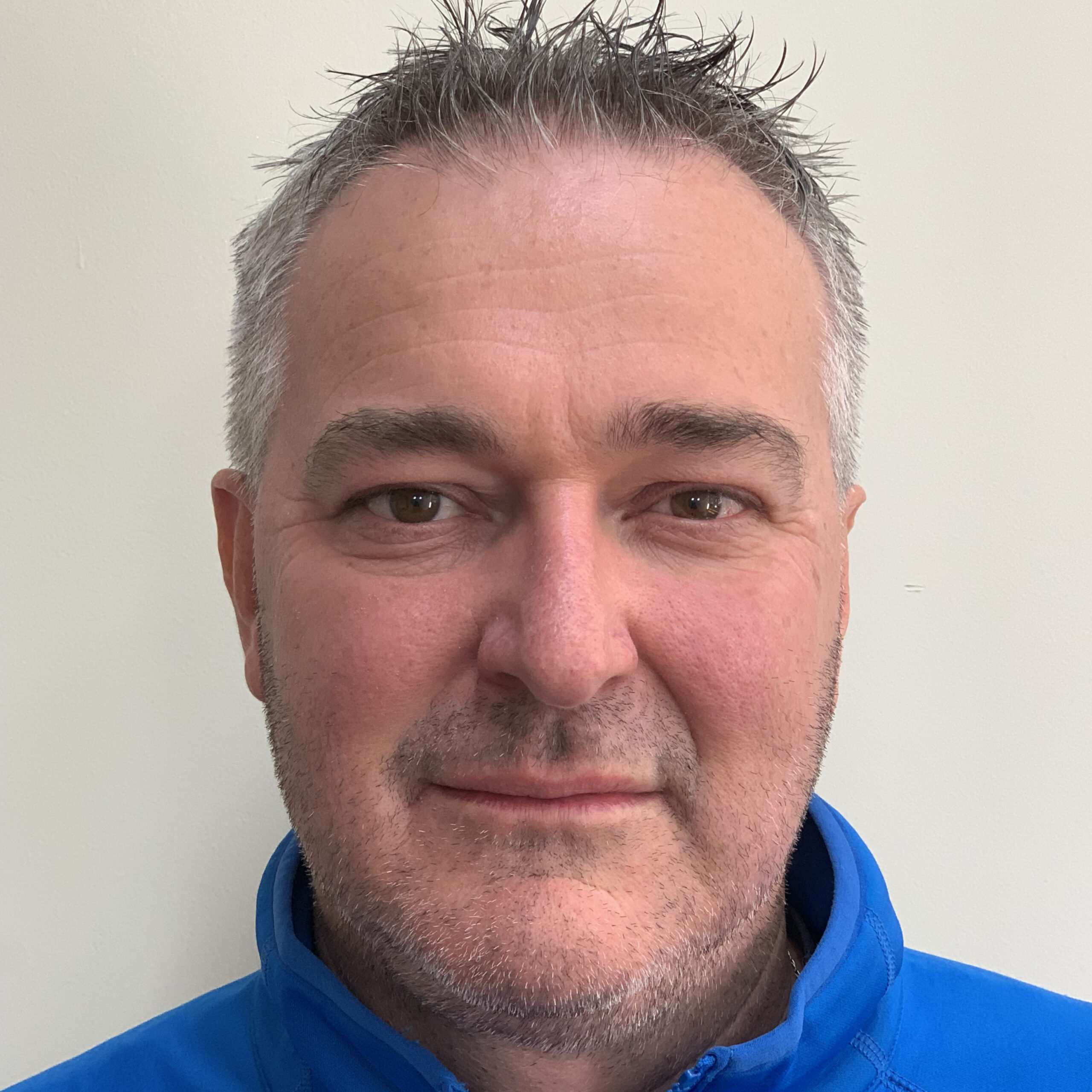 Dr Simon Iles